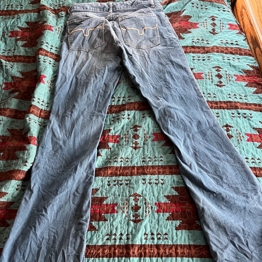 Lola Kimes jeans